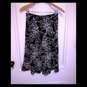 Black and white Limited skirt size XS